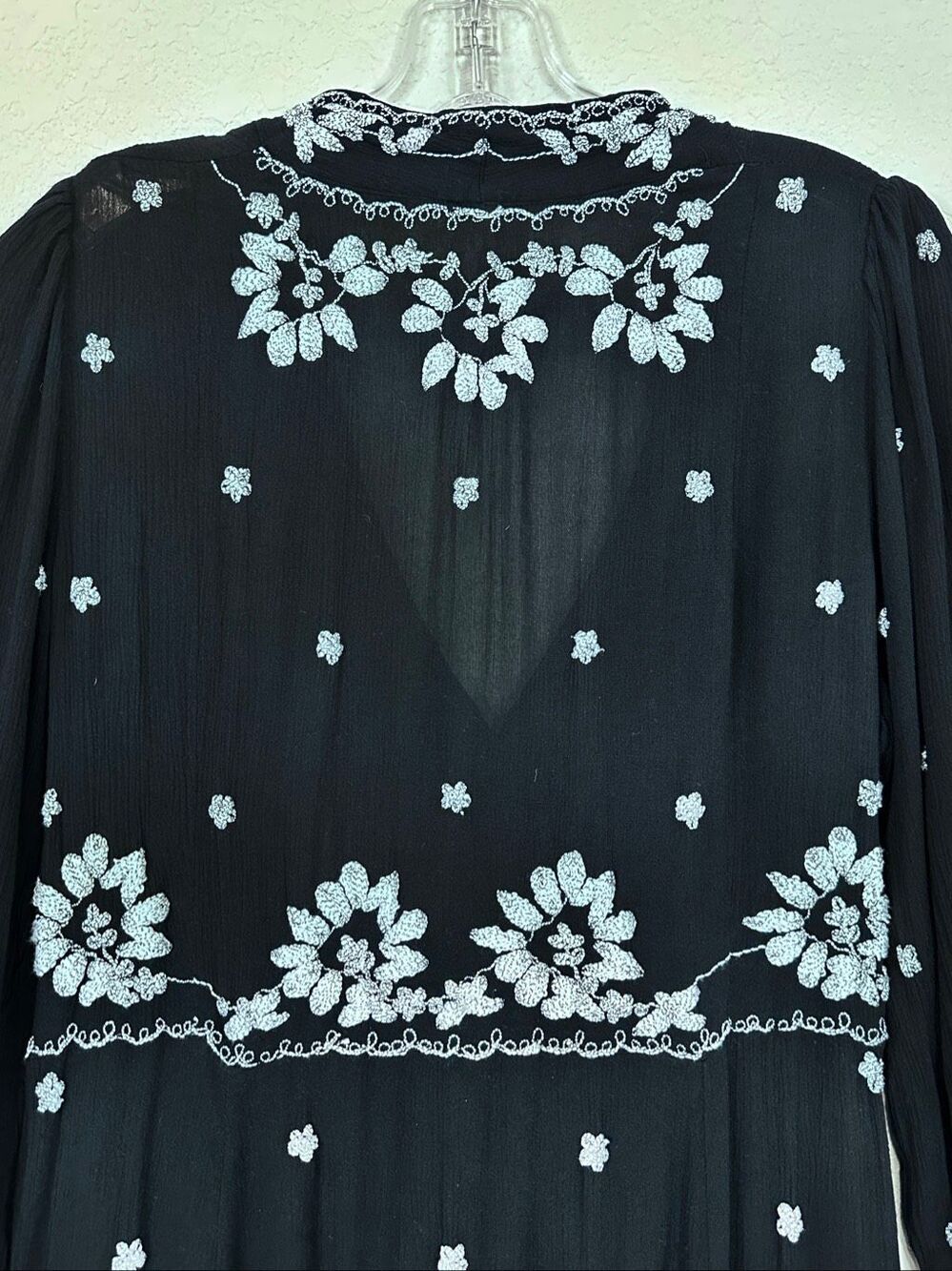 Free People Embroidered Fable Maxi Dress M Black White Floral Boho V Neck - Picture 12 of 16